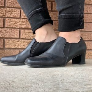 Liz Baker Black Leather Slip-on Booties